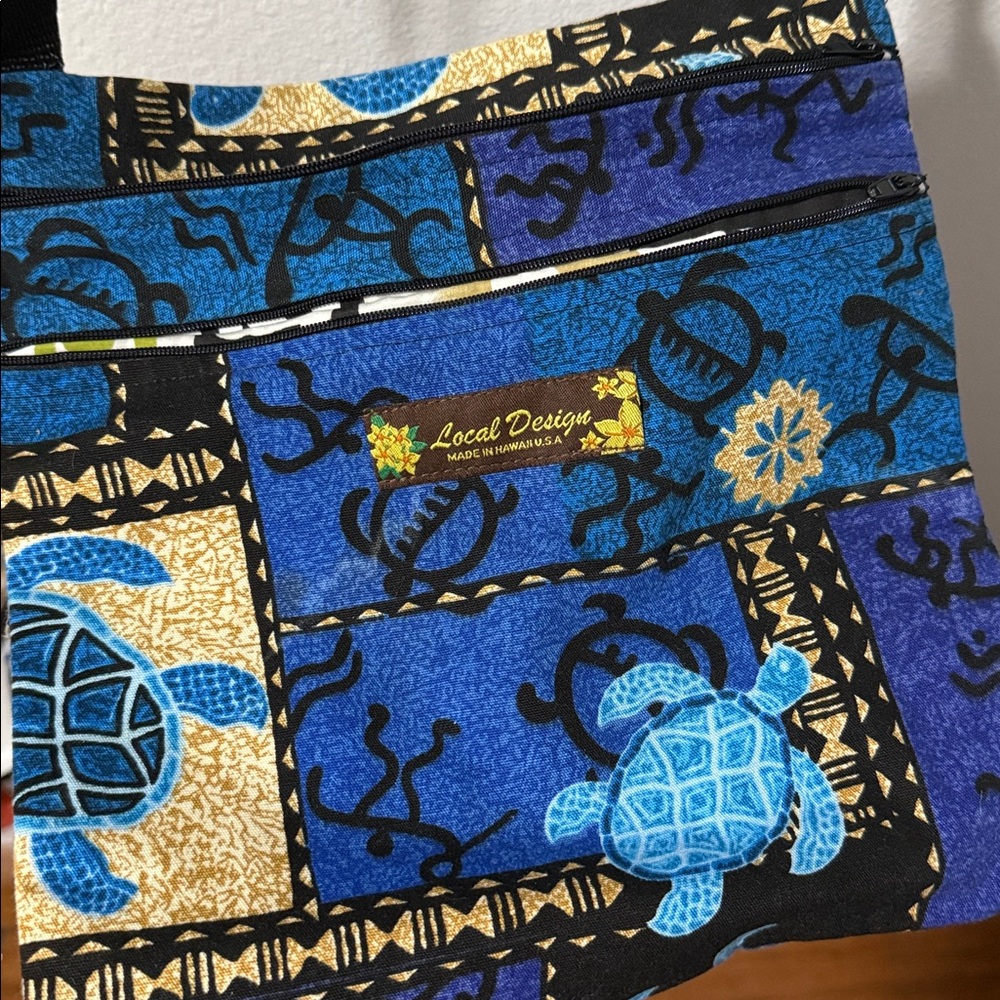 Sea Turtle 🐢 pattern crossbody bag